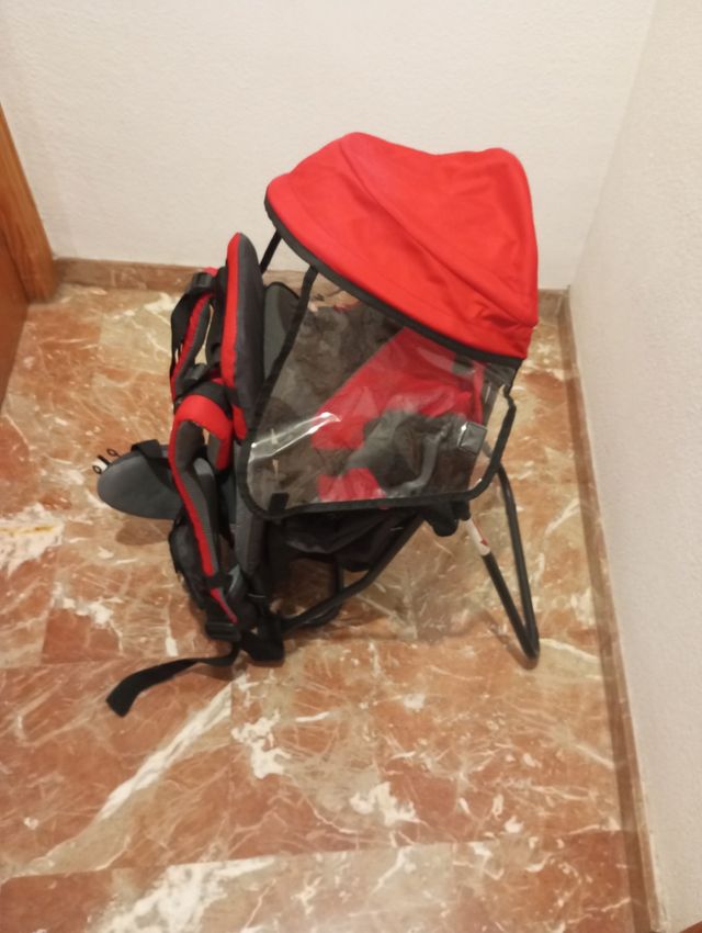 Mochila portabebés senderismo