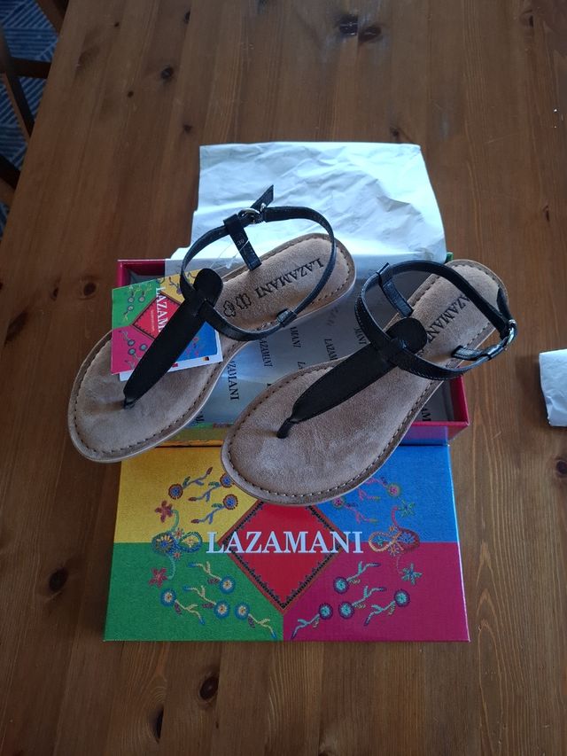 Sandalias LAZAMANI Negras de Mujer. Suela de piel