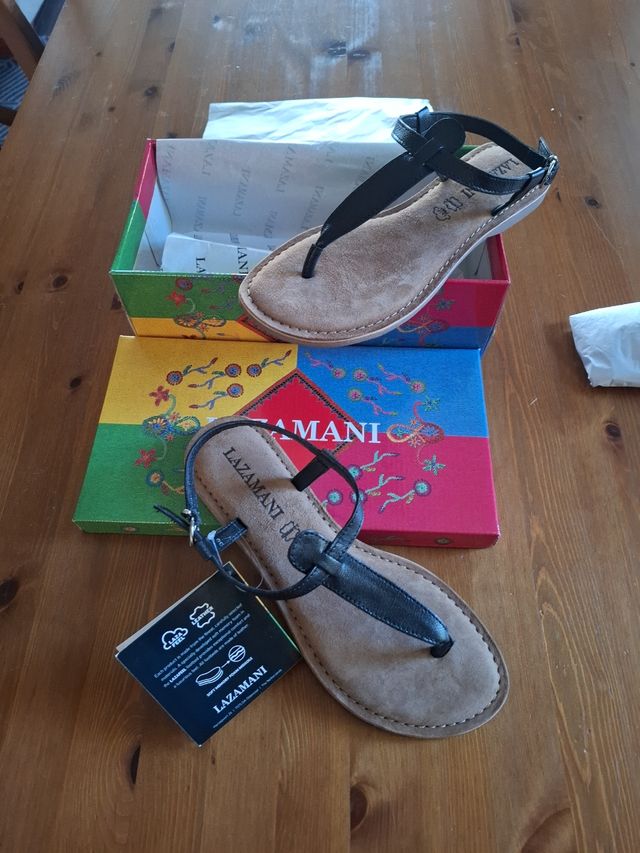 Sandalias LAZAMANI Negras de Mujer. Suela de piel