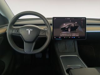 Tesla Model Y RWD