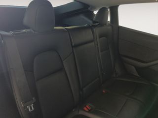 Tesla Model Y RWD