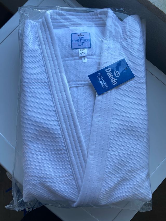 Judogui Daedo Blanco Talla 4 (170cm) Nuevo