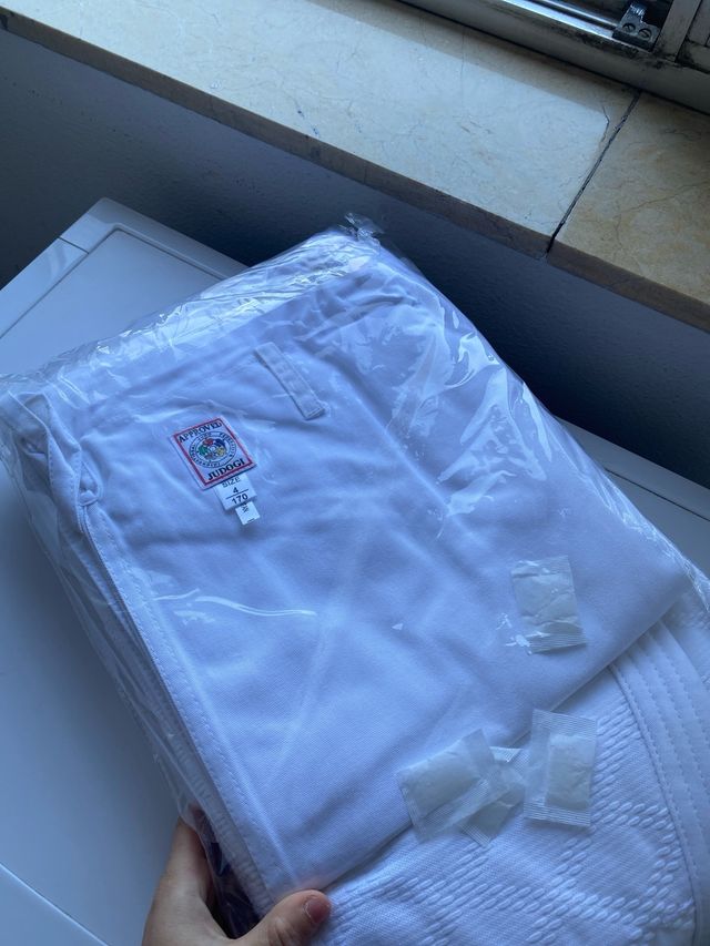 Judogui Daedo Blanco Talla 4 (170cm) Nuevo
