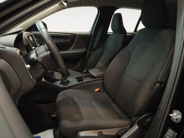 Volvo XC40 Essential 2WD