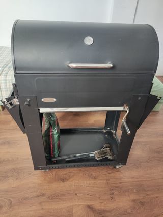 Barbacoa de carbón IMOR negra