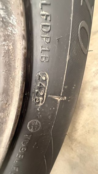 Neumáticos 245/45 R17