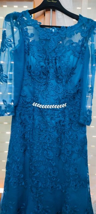 Vestido de fiesta azul verdoso