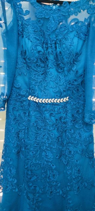 Vestido de fiesta azul verdoso