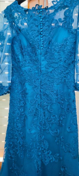 Vestido de fiesta azul verdoso