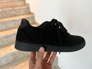 Zapatillas negras talla 38 con un solo uso