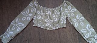 Blusa corta Stradivarius verde talla L