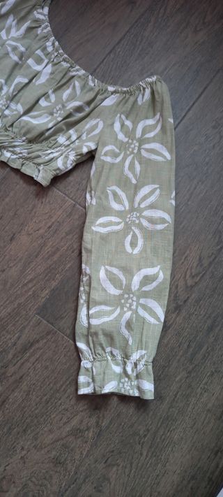 Blusa corta Stradivarius verde talla L