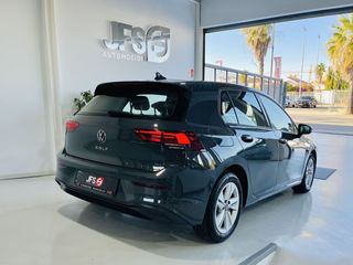 Volkswagen Golf 8 2.0 TDI 115 CV 