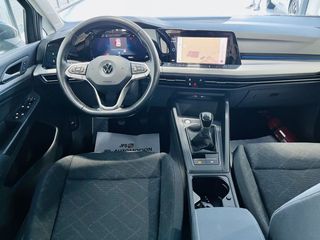 Volkswagen Golf 8 2.0 TDI 115 CV 