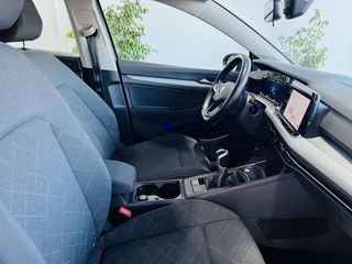 Volkswagen Golf 8 2.0 TDI 115 CV 