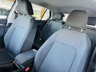 Volkswagen Golf 8 2.0 TDI 115 CV 