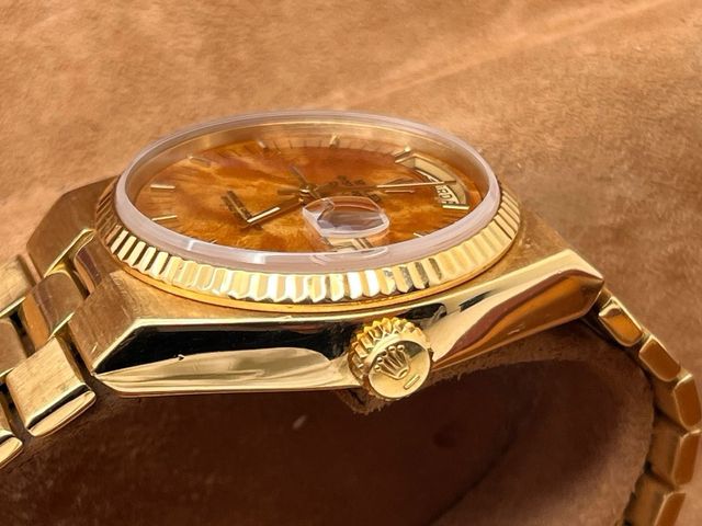 Rolex Oysterquartz Day-Date 19018 Oro