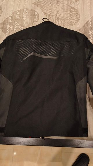 Chaqueta Ixon