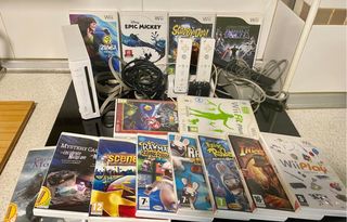 Consola Nintendo Wii Blanca + 14 juegos, accesori