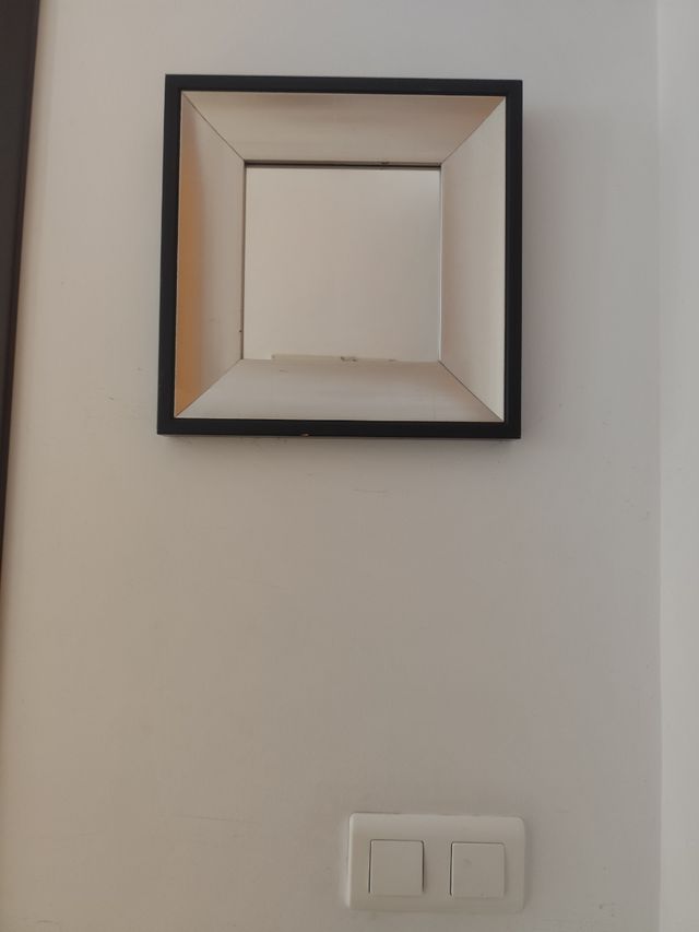 Espejo Cuadrado Marco Negro y Plateado