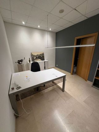 Oficina en alquiler en Centre en Girona