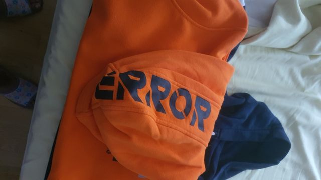 Sudadera chico azul y blanco