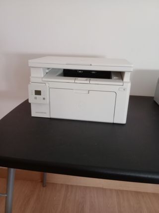 Impresora HP LaserJet Pro MFP M130 