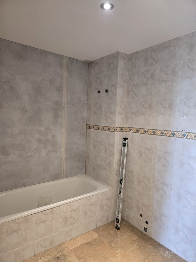 REFORMA TU BAÑO CON KOBERT-IN