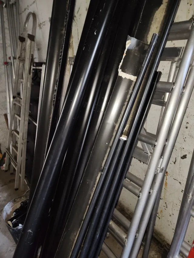 Canalón aluminio lacado negro mate 80mm + bajantes