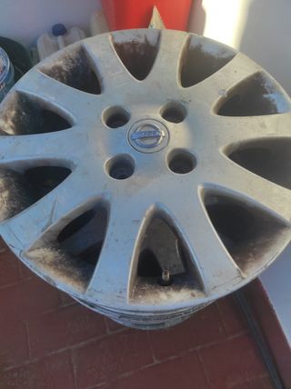 Llantas 16 Nissan Almera (sin neumáticos)