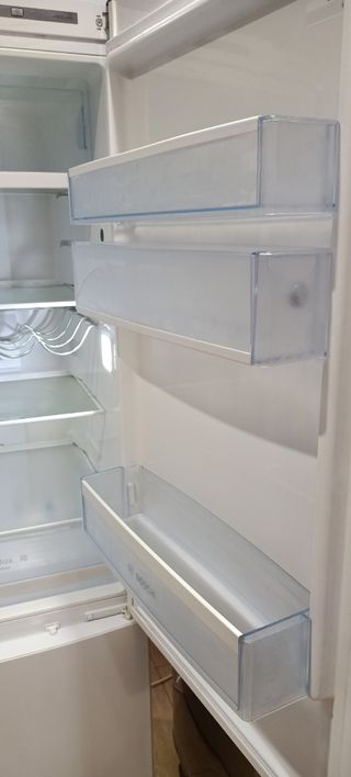 Nevera Combi Bosch Blanca
NO Frost energía A+