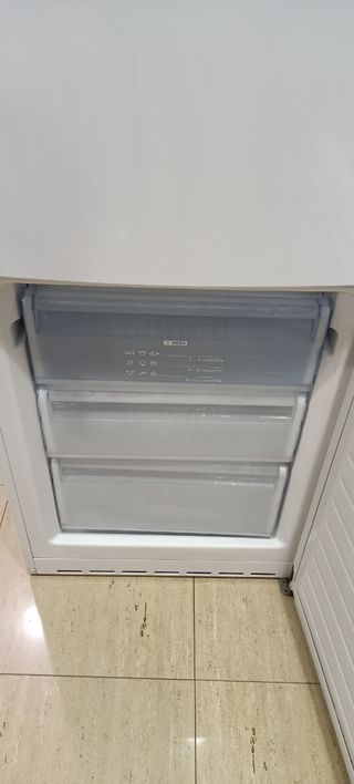 Nevera Combi Bosch Blanca
NO Frost energía A+