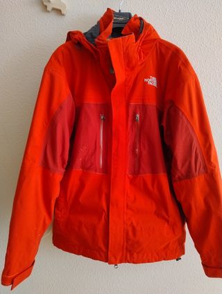 Cazadora The North Face Roja