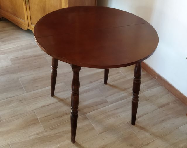 Mesa camilla redonda de madera