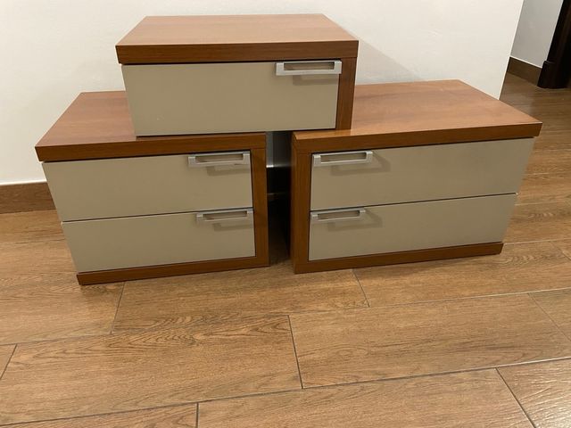 Mesitas de noche con cajones