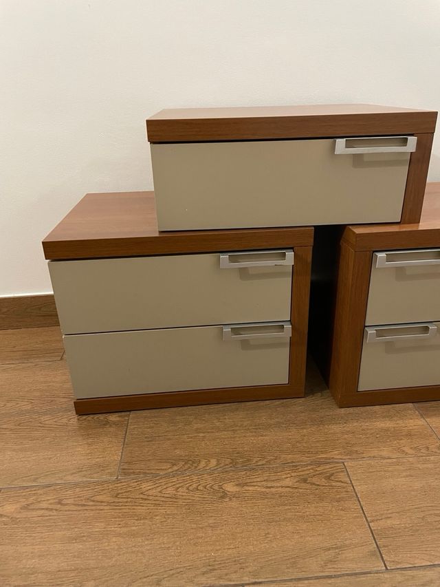 Mesitas de noche con cajones