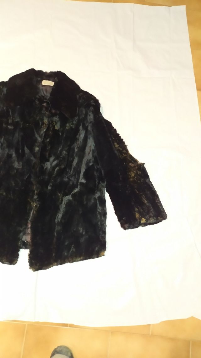 Pelliccia nera e marrone vintage