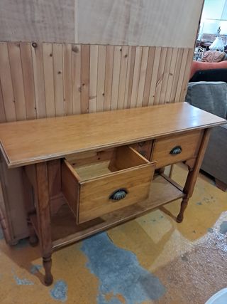 Aparador recibidor de madera
