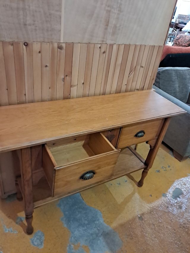 Aparador recibidor de madera