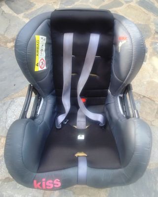 Silla de coche Kipplan Kiss gris contramarcha.