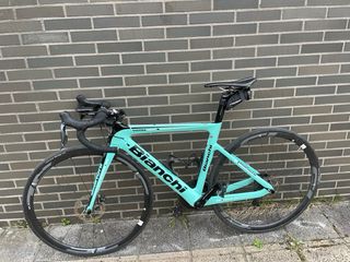 Bicicleta Bianchi Aria dura ace 11v di2
Talla  S