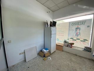 Local comercial en venta en El Nido-Las Fuentes en Parla