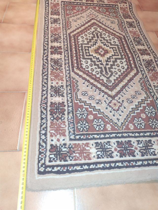 Tappeto decorativo beige e marrone