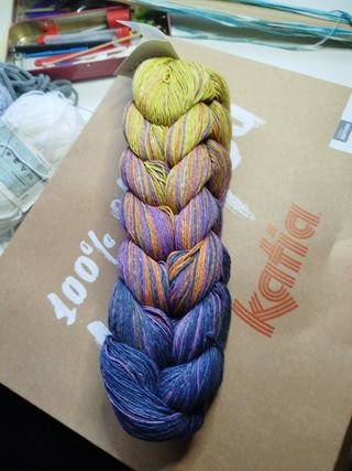 Katia Palette, colores 100 y 104.