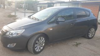 Opel Astra 1.7 cdti 112cv