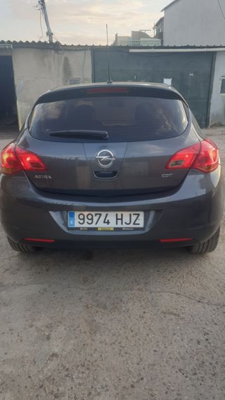Opel Astra 1.7 cdti 112cv