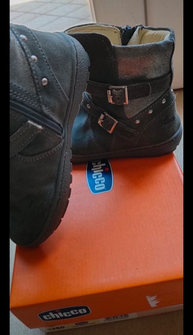 Stivaletti Chicco bambina pelle grigio