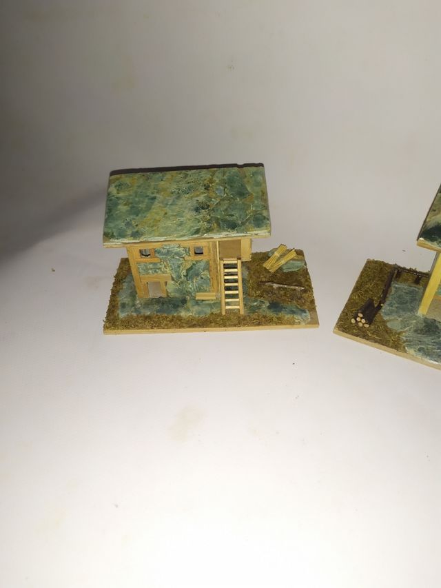 Modellini Case in Pietra e Legno
Realizzati a mano