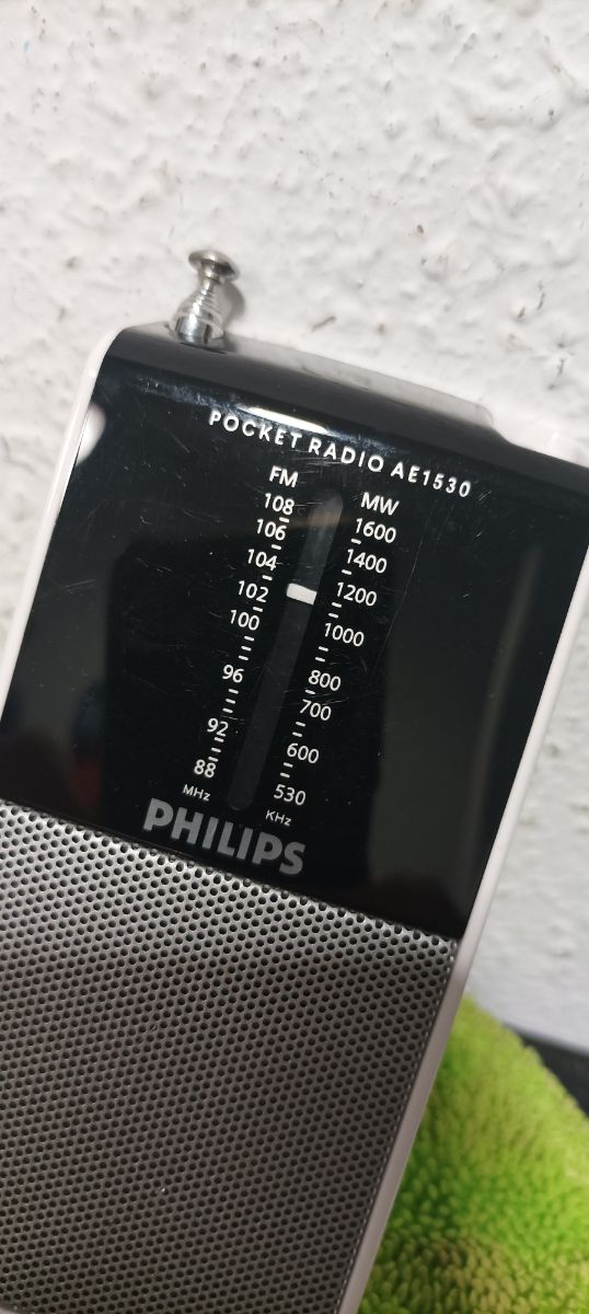 Radio Philips AE1530 Portátil FM/MW