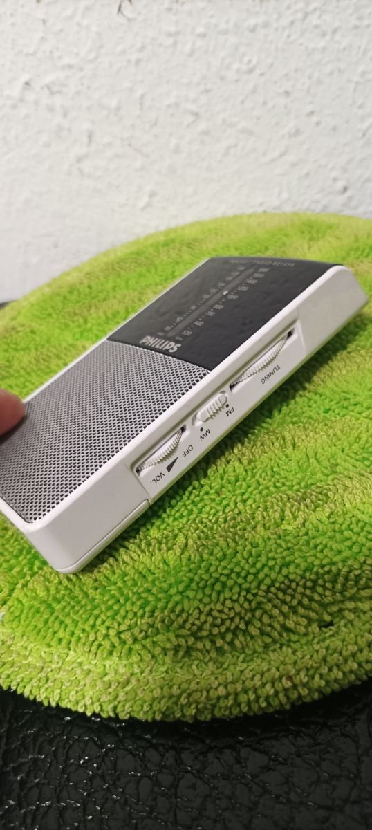 Radio Philips AE1530 Portátil FM/MW